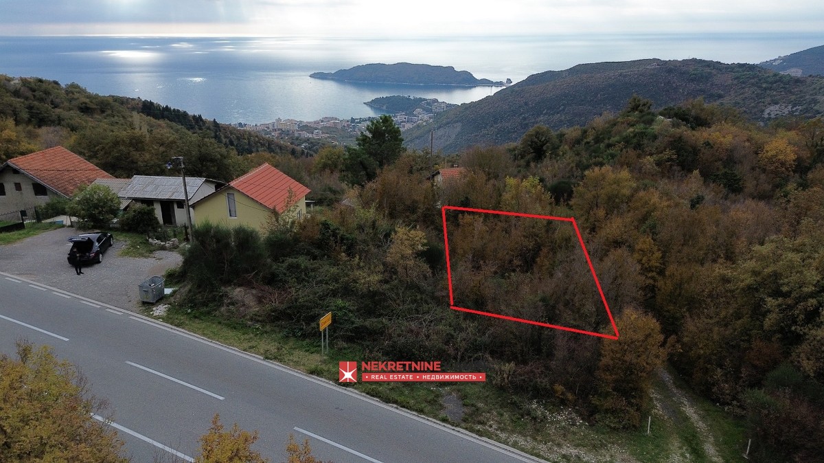 Plac od 300 m² sa morskim pogledom, Stanišići, iznad Budve